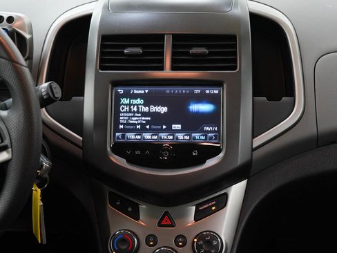 Used 2016 Chevrolet Sonic LT w/ Fun and Sun Package FWD image 15