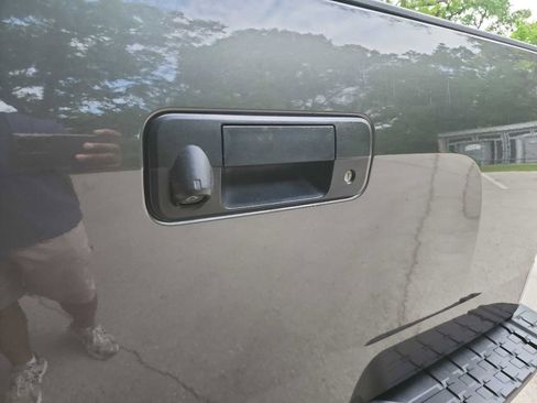 Used 2013 Toyota Tundra 2WD CrewMax w/ Tow Pkg image 7