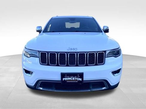 Used 2019 Jeep Grand Cherokee Limited w/ Luxury Group II image 2