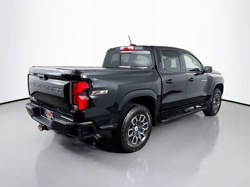 Used 2024 Chevrolet Colorado Z71 w/ Z71 Convenience Package 2 AWD/4WD image 5
