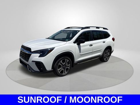 Certified 2025 Subaru Ascent Touring AWD/4WD image 3