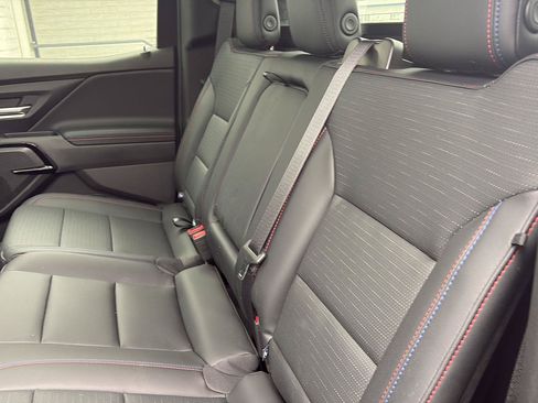 Used 2025 Chevrolet Silverado EV RST AWD/4WD image 10
