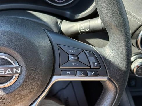 Used 2025 Nissan Sentra SV FWD image 20