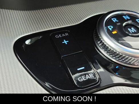 Used 2025 Ford Expedition Active image 37