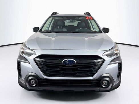 Used 2025 Subaru Outback Onyx Edition AWD/4WD image 6