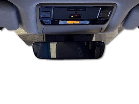 Used 2025 Toyota Grand Highlander AWD image 25