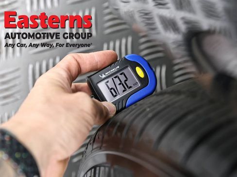 Used 2018 Tesla Model 3 Long Range image 24