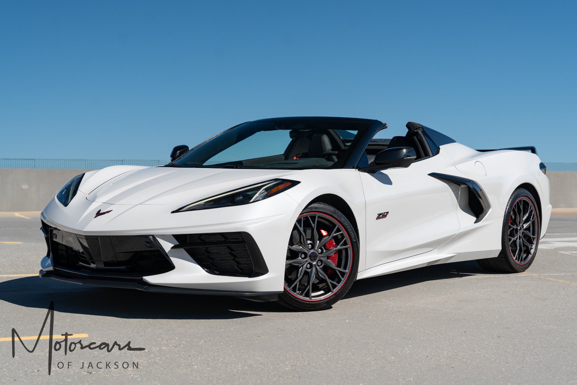 Used 2023 Chevrolet Corvette Stingray Premium Conv w/ Z51 Performance Package RWD image 3