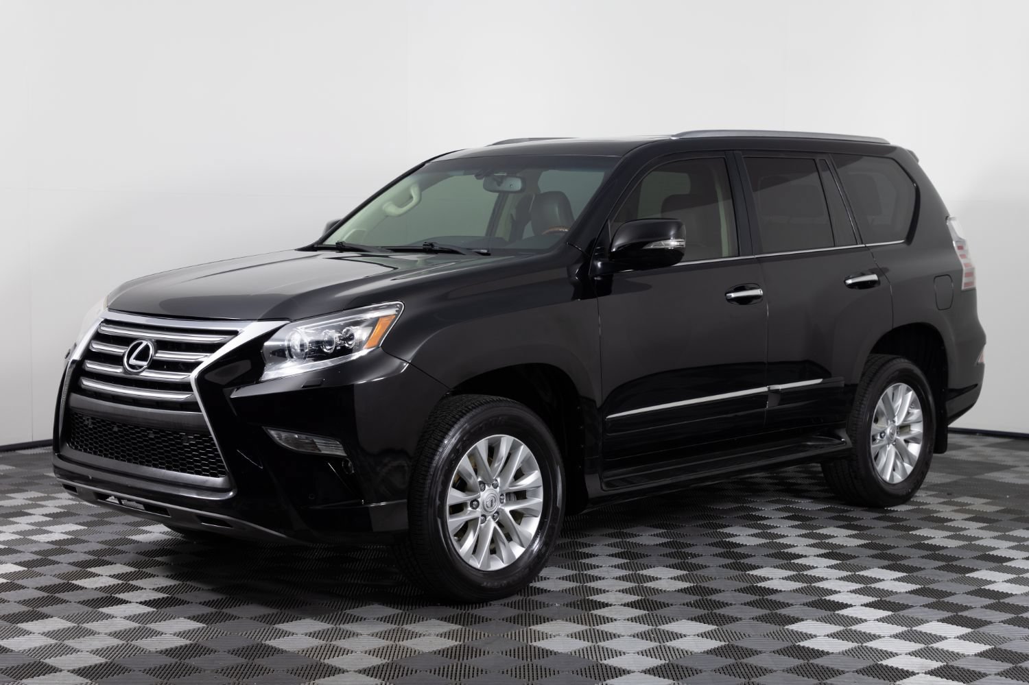 Used 2015 Lexus GX 460 w/ Premium Package AWD/4WD image 1