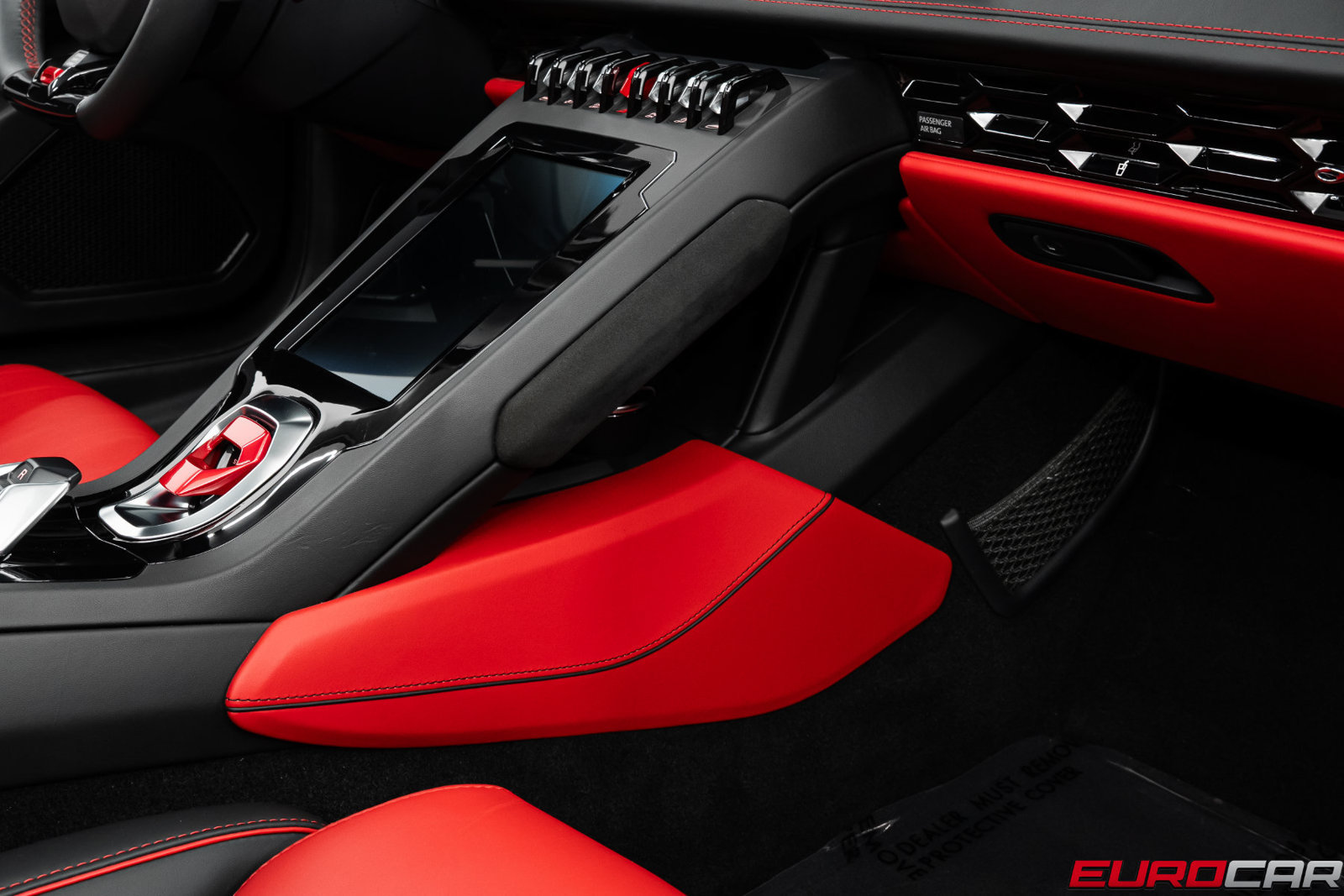 Used 2021 Lamborghini Huracan EVO RWD image 40