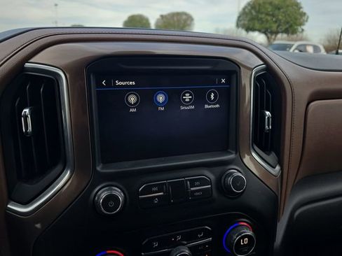 Used 2020 Chevrolet Silverado 1500 High Country w/ Trailer Camera Package image 20