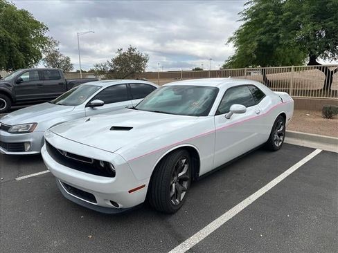 Used 2015 Dodge Challenger SXT Plus w/ Technology Group image 1
