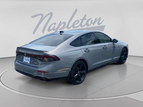 Used 2024 Honda Accord Sport image 8