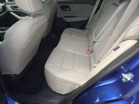 Certified 2023 Nissan Rogue SV w/ SV Premium Package FWD image 17