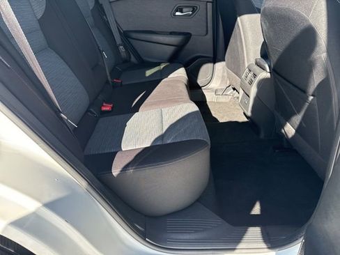 Used 2023 Nissan Rogue SV image 20