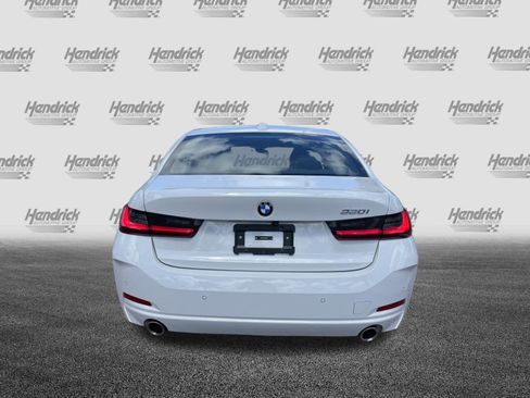 Certified 2024 BMW 330i Sedan RWD image 9