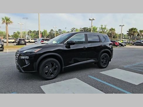 New 2026 Nissan Rogue SV FWD image 22