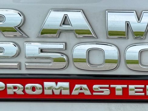 Used 2016 RAM ProMaster 2500 FWD image 9