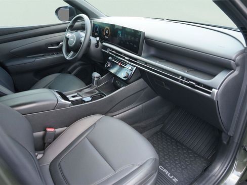 Used 2026 Hyundai Santa Cruz SEL FWD image 17