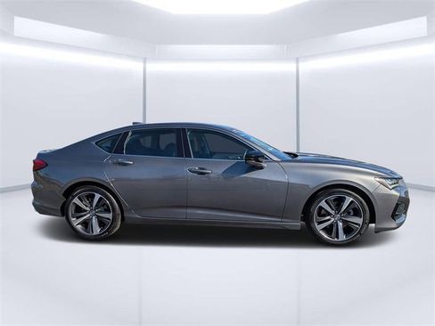 Used 2025 Acura TLX w/ Technology Package image 2