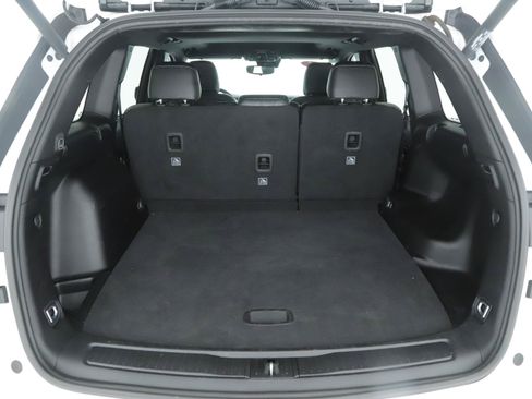 Used 2023 Jeep Grand Cherokee Altitude AWD/4WD image 18