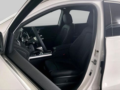 New 2026 Mercedes-Benz GLA 250 4MATIC image 14