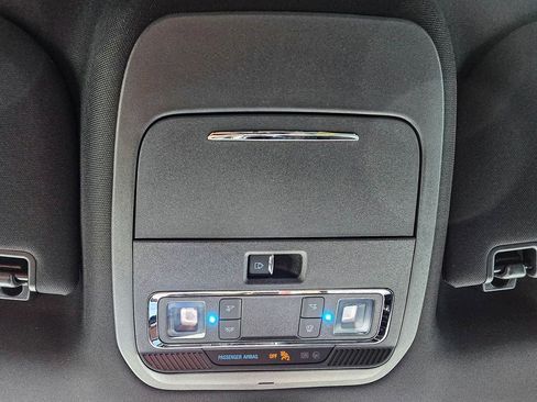 Used 2025 Ford F150 Lariat w/ Equipment Group 501A Mid AWD/4WD image 37