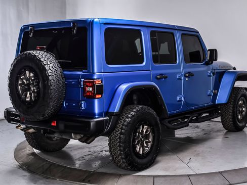 Used 2021 Jeep Wrangler Unlimited Rubicon w/ Trailer Tow Package AWD/4WD image 6