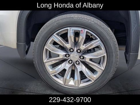 Used 2023 GMC Sierra 1500 Denali w/ Denali Reserve Package AWD/4WD image 10