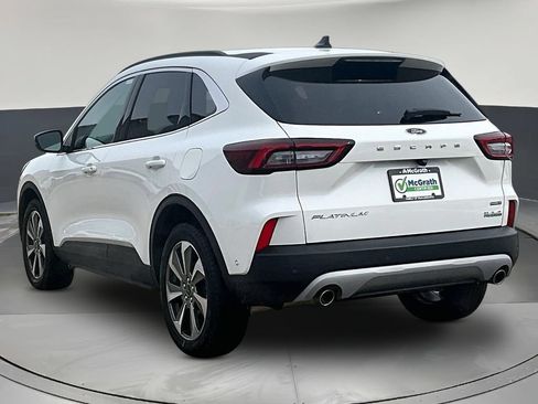 Used 2023 Ford Escape Platinum w/ Premium Technology Package AWD/4WD image 5