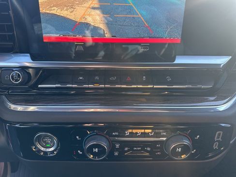 Used 2024 Chevrolet Silverado 1500 LT Trail Boss image 19