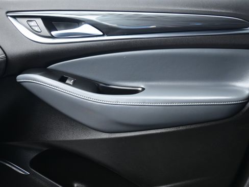 Used 2023 Buick Enclave Essence w/ Experience Buick Package image 29