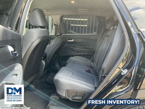 Used 2021 Hyundai Santa Fe SE FWD image 9