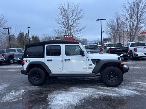 Used 2020 Jeep Wrangler Unlimited Freedom Edition image 5