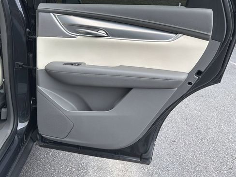 Certified 2023 Cadillac XT5 Premium Luxury image 16