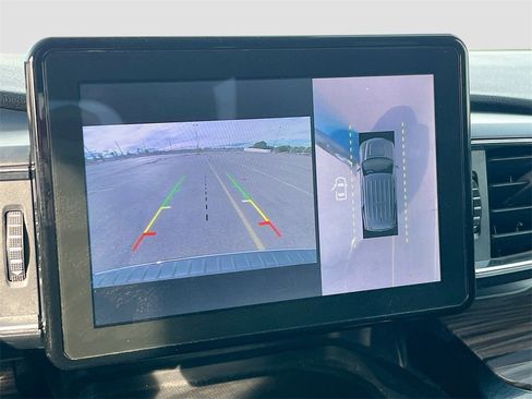 Used 2022 Ford Explorer Limited image 14