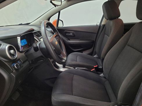Used 2015 Chevrolet Trax LT AWD/4WD image 17