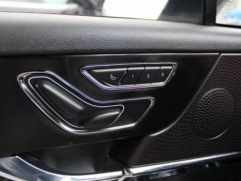 Used 2024 Lincoln Corsair Reserve w/ Equipment Group 201A image 30