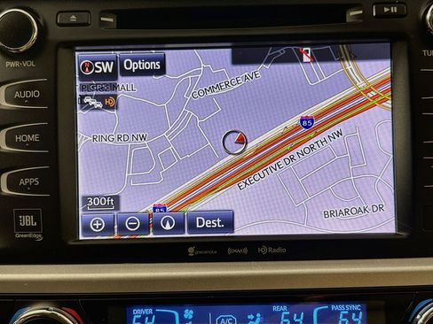Used 2018 Toyota Highlander Limited Platinum FWD image 22