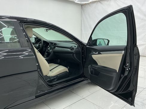 Used 2016 Honda Civic EX image 17