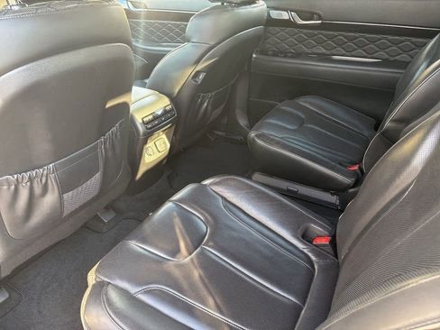 Used 2020 Hyundai Palisade Limited image 15