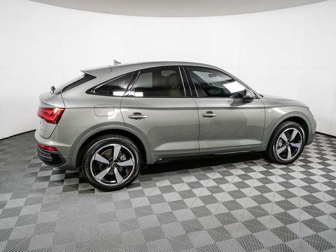 Used 2023 Audi Q5 2.0T Premium Plus w/ Premium Plus Package AWD/4WD image 2
