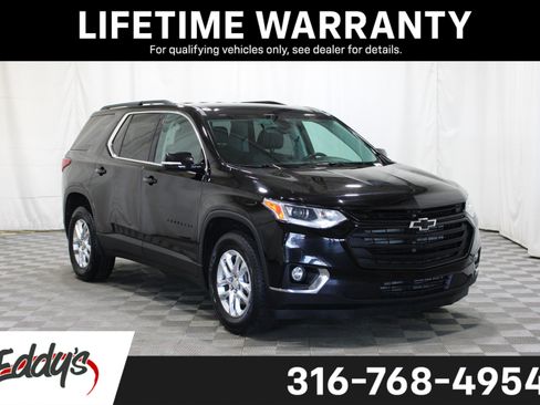 Used 2019 Chevrolet Traverse LT FWD image 1