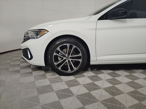 Used 2024 Volkswagen Jetta Sport image 25