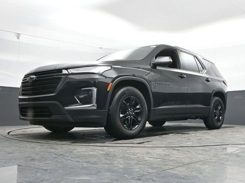Used 2022 Chevrolet Traverse LT w/ Midnight/Sport Edition image 52