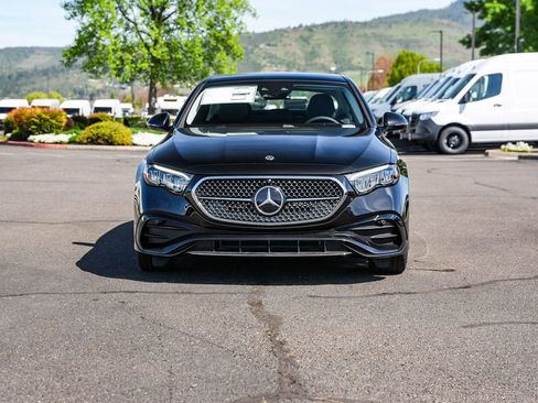 New 2026 Mercedes-Benz E 350 4MATIC Sedan image 4