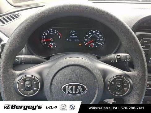 Used 2021 Kia Soul LX FWD image 21