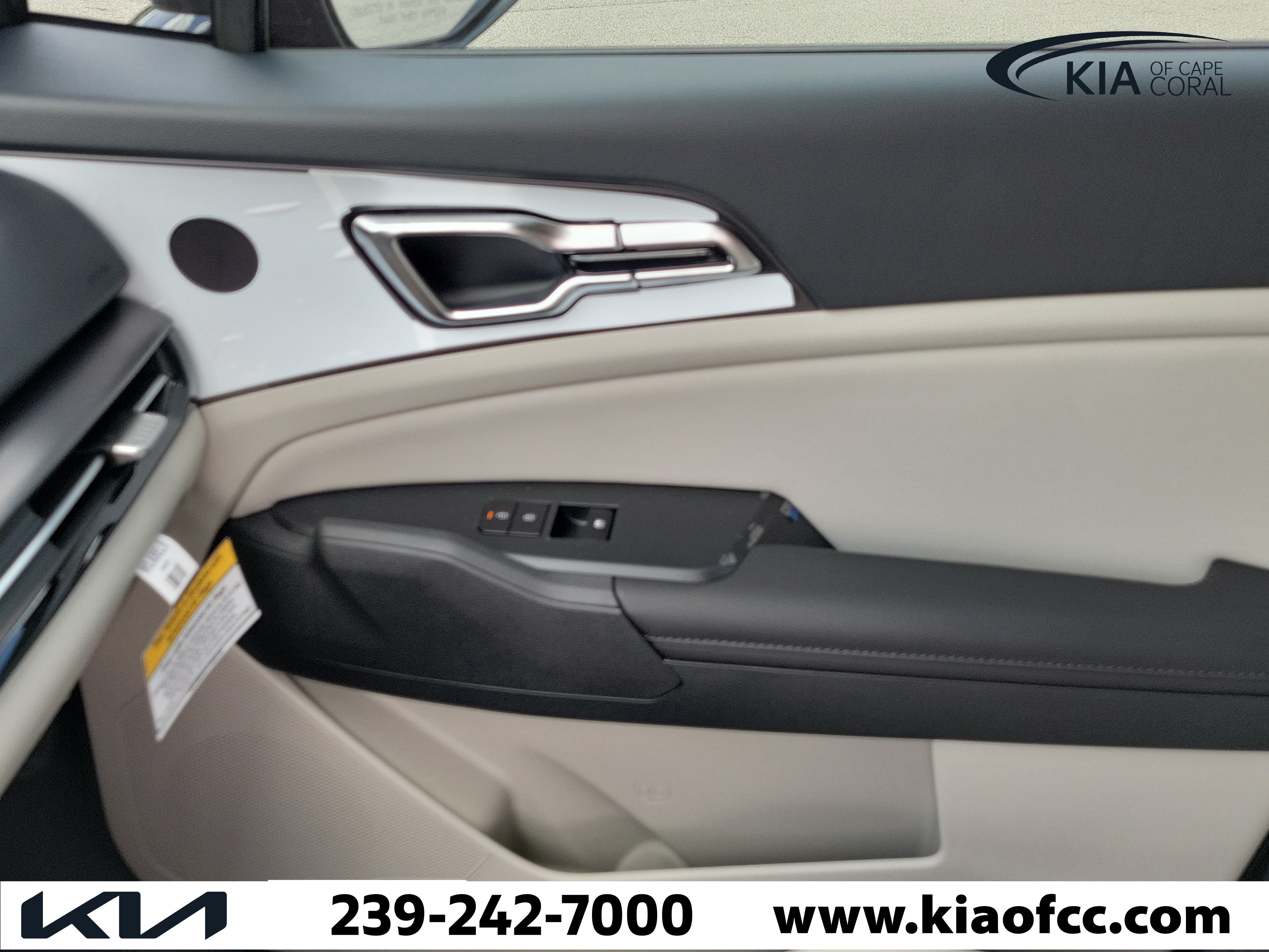 New 2026 Kia Sportage SX FWD image 28