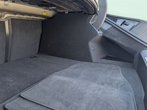 Used 2023 Audi e-tron GT Premium Plus image 27