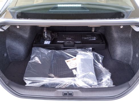 New 2025 Nissan Altima 2.5 SR image 15